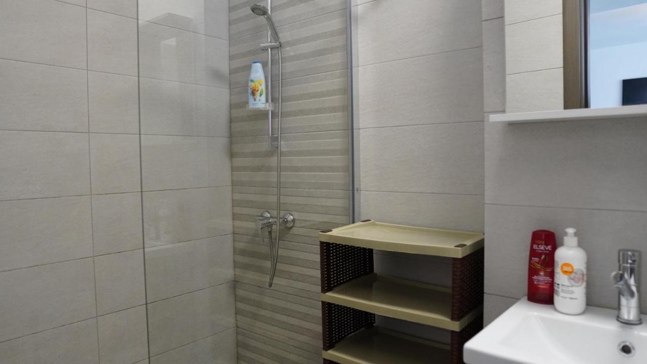 Luxury 1Br Studio Near Hanul Drumetului 布加勒斯特 外观 照片